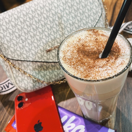 Кофейный напиток RAF COFFE в Тираспольской кофейне ЗЕРНА - Ароматный Coffee в Тирасполе